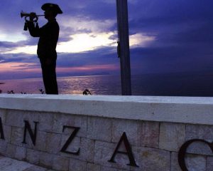 ANZAC Dawn Service turkey tour myholiday2