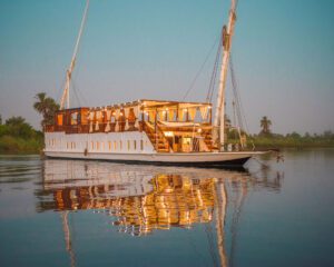 Luxury Egypt with Dahabiya Cruise