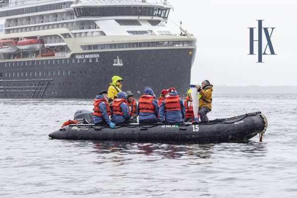 16 Day Antarctic Circle Expedition 2026/2027