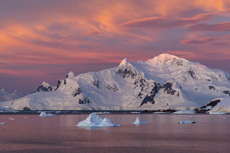 Antarctic Circle Expedition5