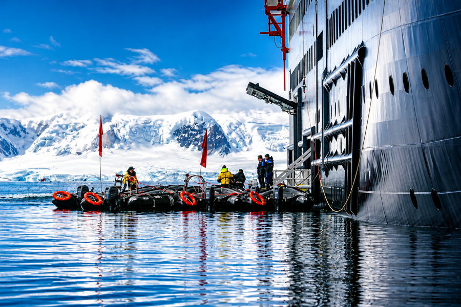 Antarctica - Paradise Bay - MS Fridtjof Nansen - Zodiac Launch - HX
