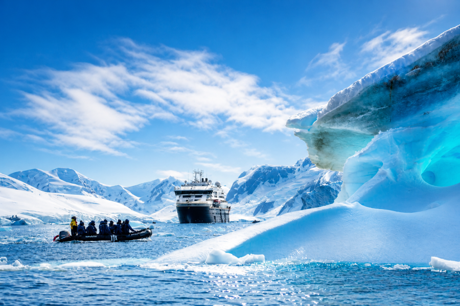 Antarctica - Yalour Islands - MS Fridtjof Nansen - HX 1