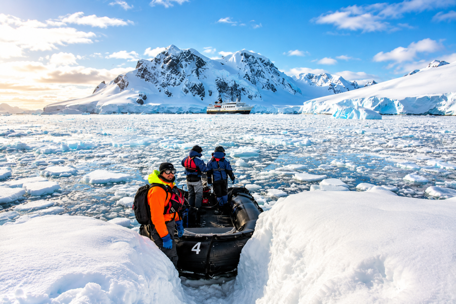 Antarctica – Orne Harbour - MS Fram - Zodiac - HX