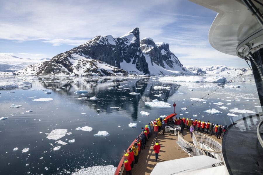 Antarctica_Cape_Tuxen_HGR_166561_1080_Photo_Oscar_Farrera