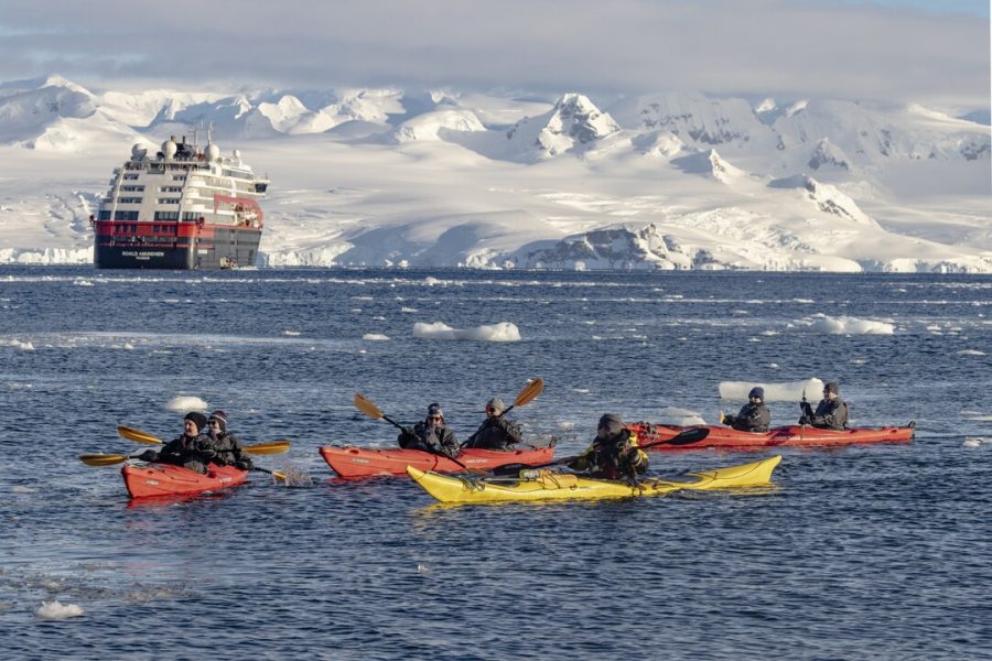 Antarctica_Mikkelsen_Harbour_HGR_166556_1080_Photo_Oscar_Farrera