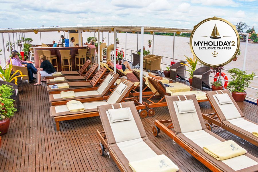 Charter Cruise LEAD5