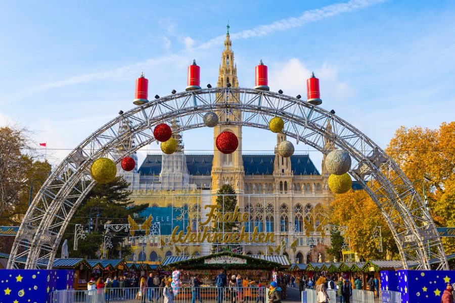 Christmas Markets - vecteezy_vienna-austria-2021-traditional-christmas-market-with_7206869