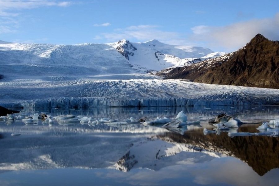 GJ-99-Vatnajökull-National-Park-glacier.jpg copy