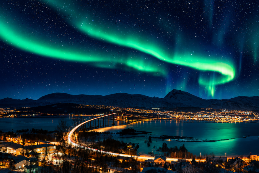 Hurtigruten - Northen Lights over Tromso