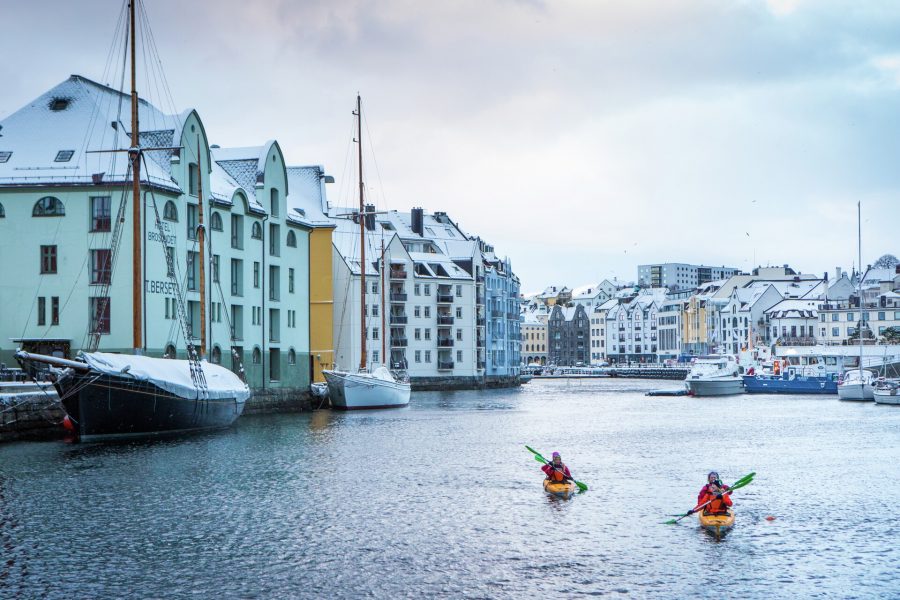 Kayaking-alesund-Norway-HGR-128723_1920