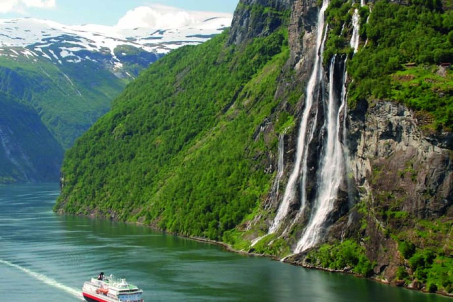 Hurtigruten Cruise and Rail